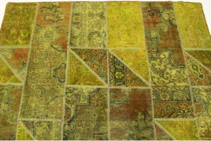 Patchwork Teppich Grün in 240x180cm (5 / 10) Patchwork Teppich Grün in 240x180cm (5 / 10)