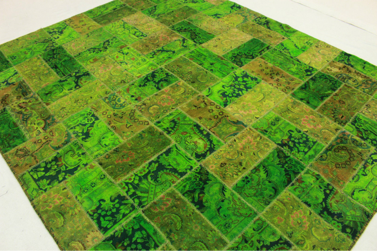 Patchwork Rug Green in 280x240cm (10011794) carpetido.de