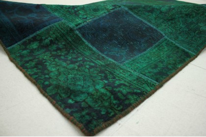 Patchwork Rug Blue Turquoise in 300x200cm (4 / 5) Patchwork Rug Blue Turquoise in 300x200cm (4 / 5)