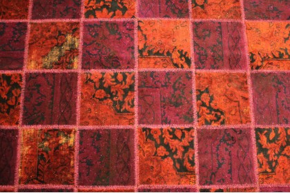 Patchwork Rug Red in 300x200cm (4 / 4)