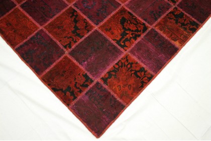 Patchwork Rug Red in 300x200cm (2 / 4)