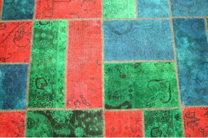 Patchwork Teppich Rot Blau in 310x200cm (9 / 10) Patchwork Teppich Rot Blau in 310x200cm (9 / 10)