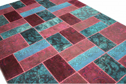 Patchwork Rug Red Blue in 310x200cm (2 / 6)