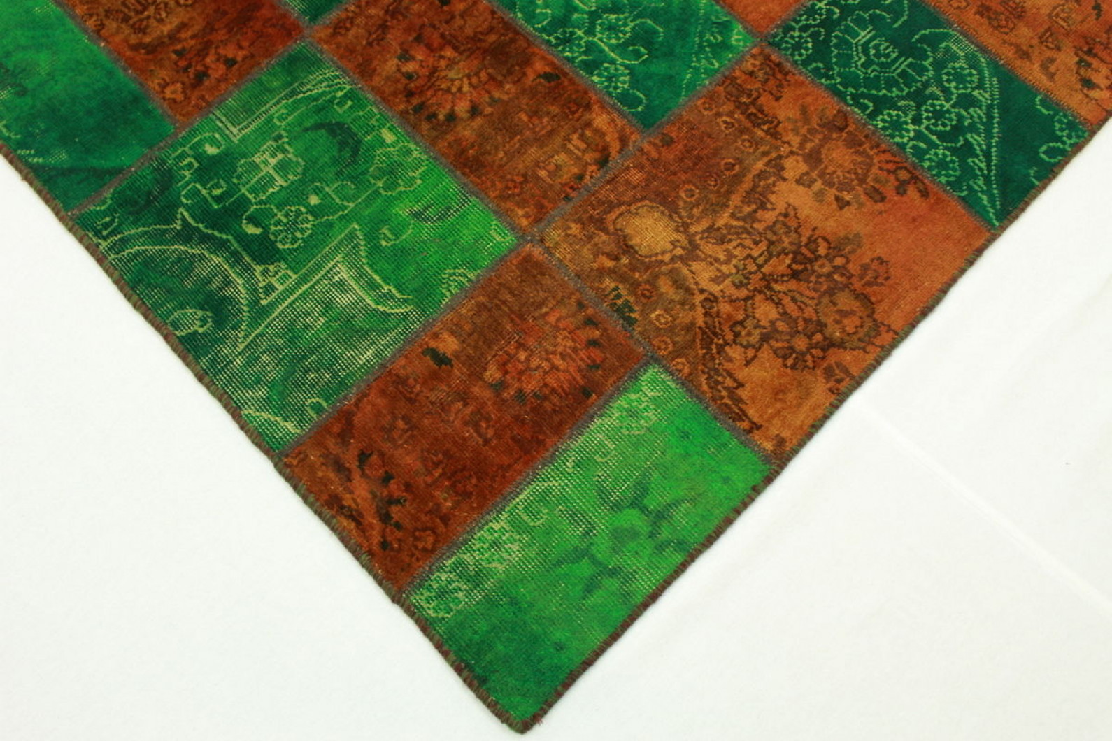 Patchwork Rug Orange Green in 240x160cm (1001-2003) - carpetido.de