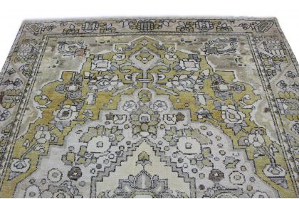 Carpetido Design Vintage Rug Yellow Green Light Gray in 300x220 (4 / 7)