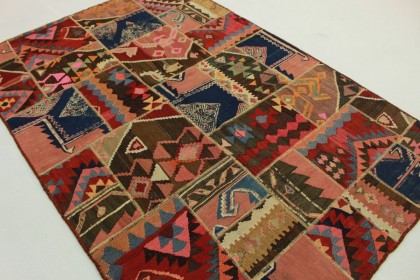 Kelim Patchwork Teppich Rosa in 240x160cm (3 / 5)