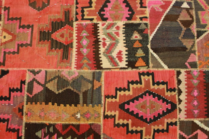 Kelim Patchwork Teppich Rot Rosa in 240x170cm (4 / 4)