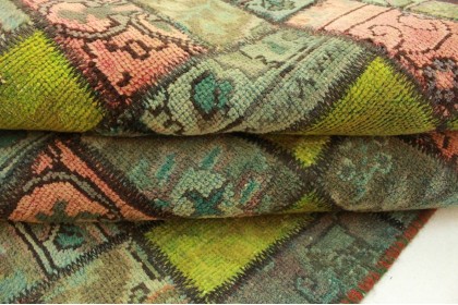 Patchwork Rug Green Rose in 220x140cm (3 / 6)