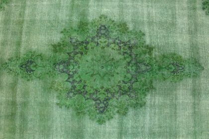 Carpetido Design Vintage Rug Green in 370x260 (6 / 10)