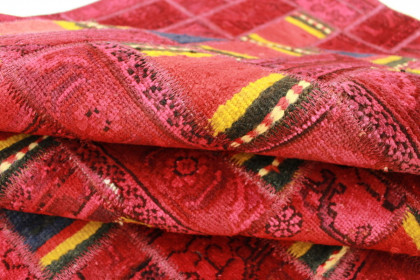Patchwork Rug Red in 250x160cm (2 / 4)