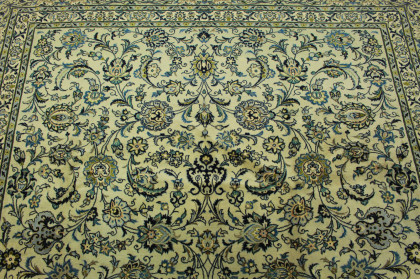 Kashan Rug Green Blue Beige in 390x280cm (7 / 8) Kashan Rug Green Blue Beige in 390x280cm (7 / 8)