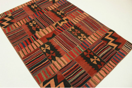 Kelim Patchwork Teppich Rot Rosa in 250x170cm (2 / 4)