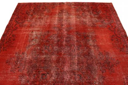 Carpetido Design Vintage Rug Red in 320x240 (3 / 7)