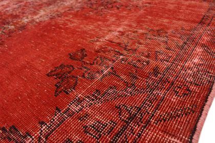 Carpetido Design Vintage Rug Red in 320x240 (7 / 7)