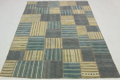 Kilim Patchwork Rug Blue Beige in 230x170cm (2 / 10)