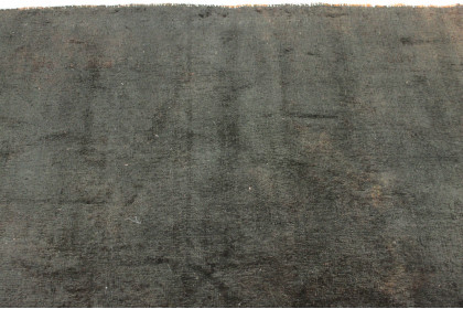 Vintage Rug Black in 190x160cm (2 / 6) Vintage Rug Black in 190x160cm (2 / 6)