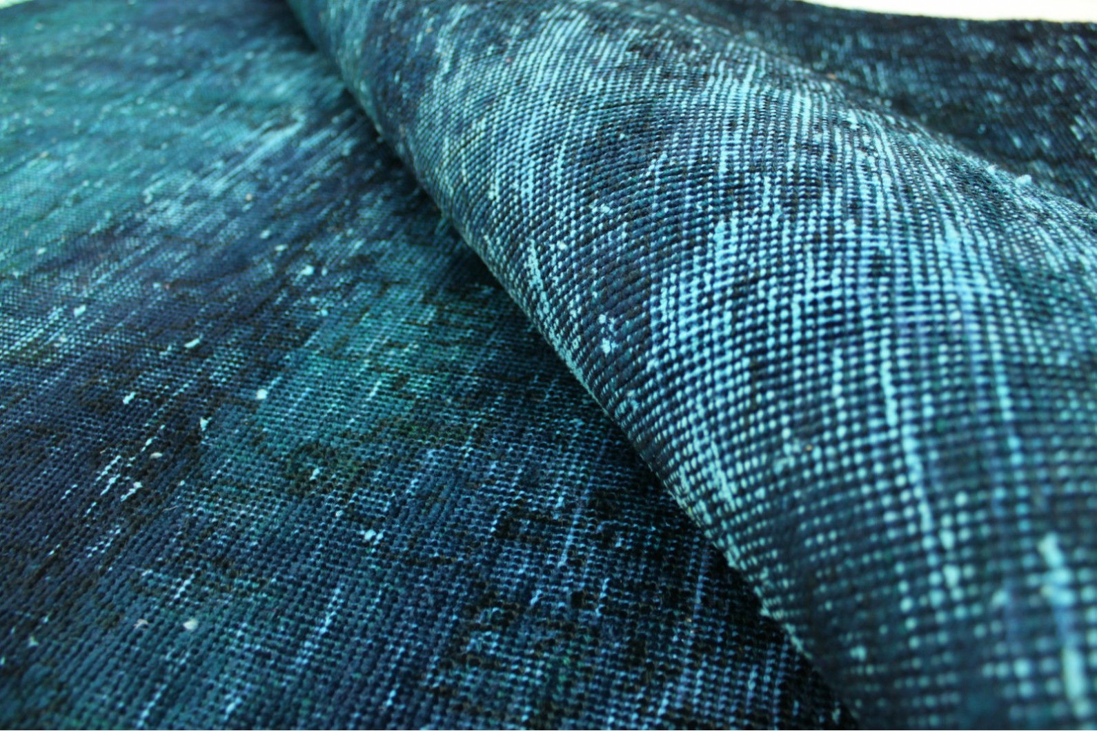 Vintage Teppich Blau in 230x140cm (6 / 6) Vintage Teppich Blau in 230x140cm (6 / 6)