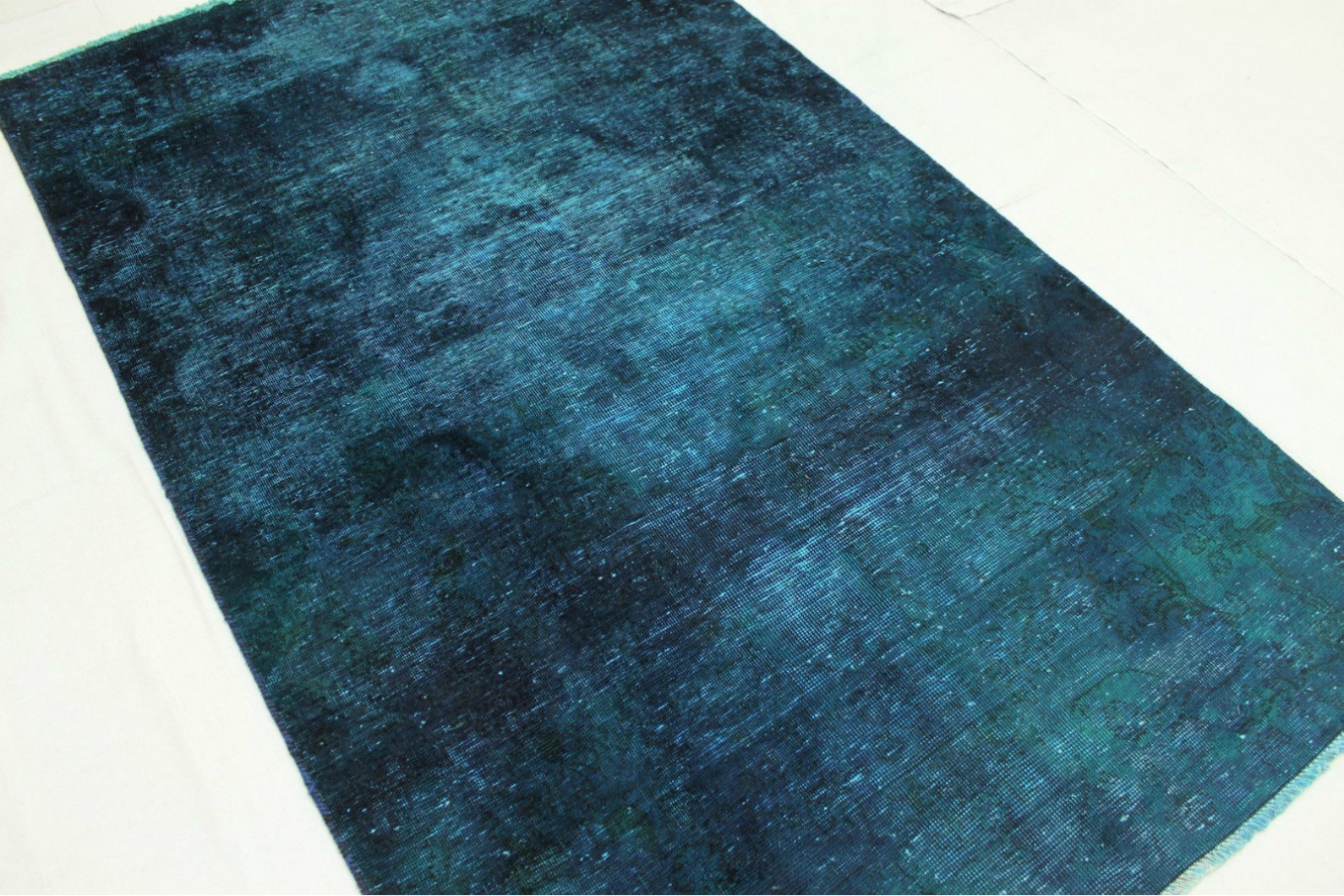 Vintage Teppich Blau in 230x140cm (4 / 6) Vintage Teppich Blau in 230x140cm (4 / 6)