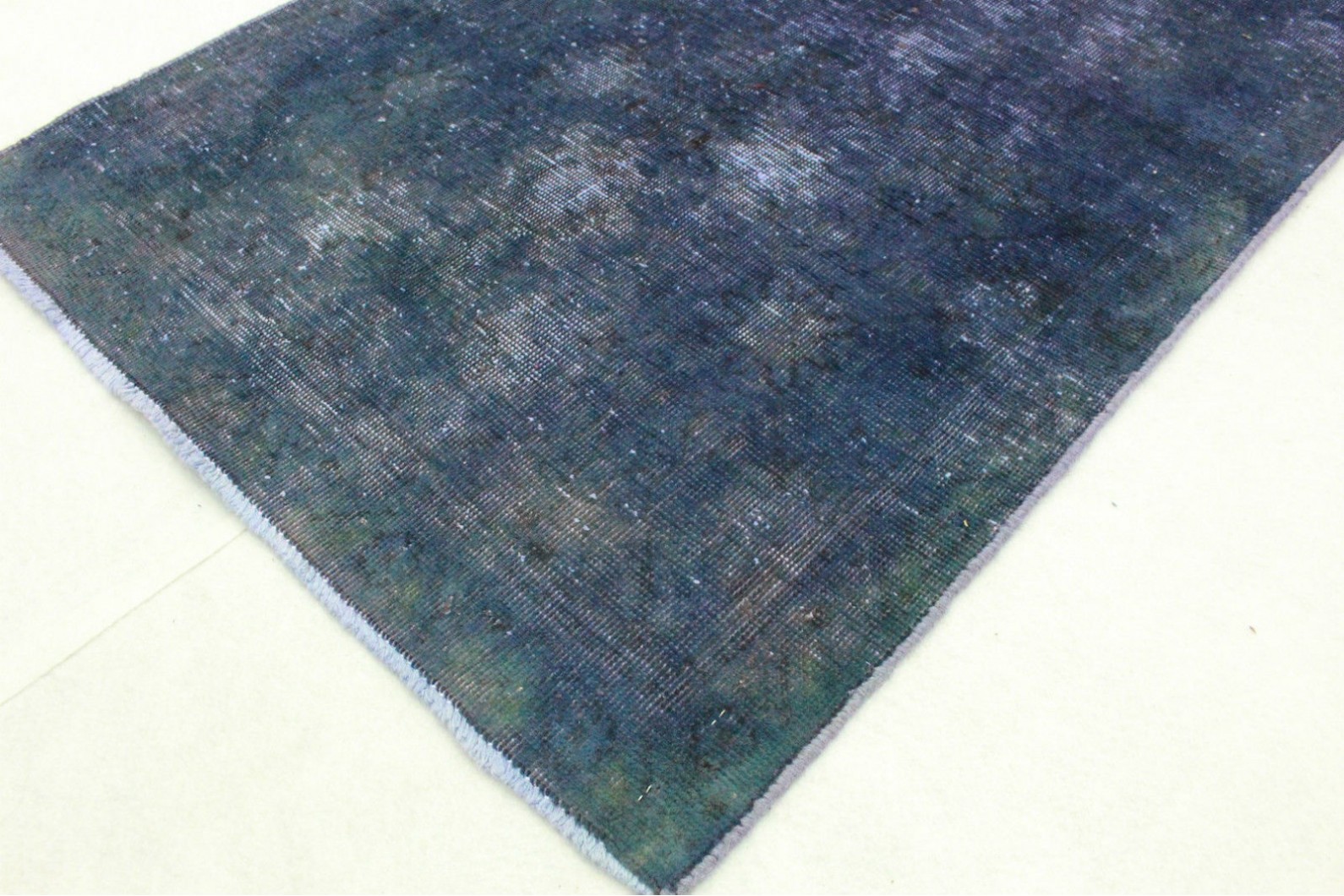 Vintage Teppich Läufer Lila in 240x80cm (6 / 11) Vintage Teppich Läufer Lila in 240x80cm (6 / 11)