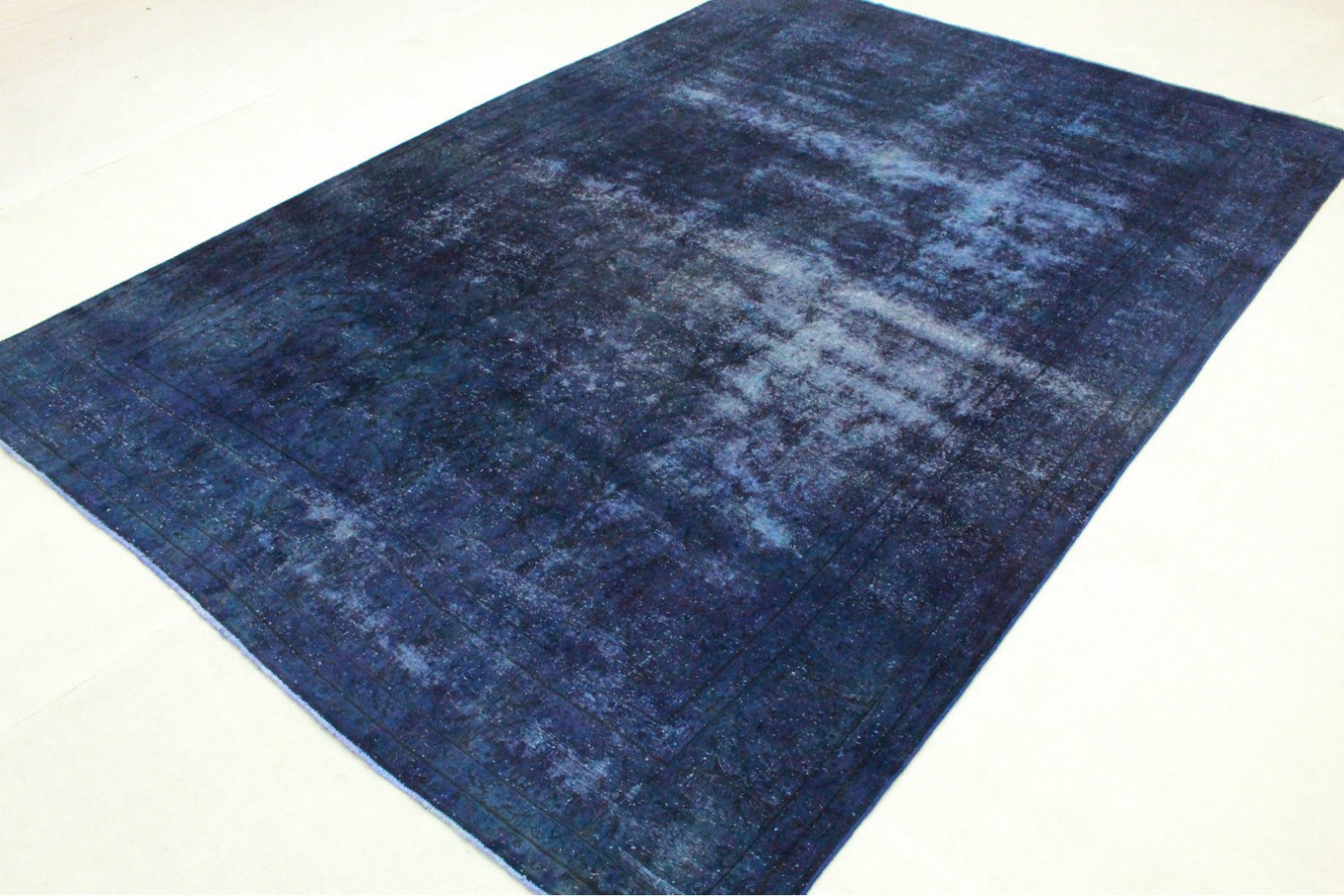 Vintage Teppich Lila Blau in 370x250cm (3 / 4) Vintage Teppich Lila Blau in 370x250cm (3 / 4)