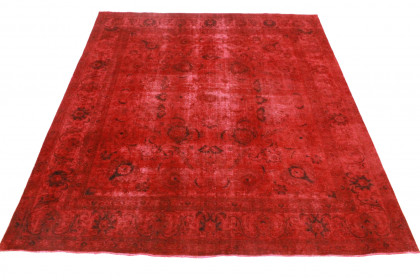 Vintage Rug Red in 340x290cm