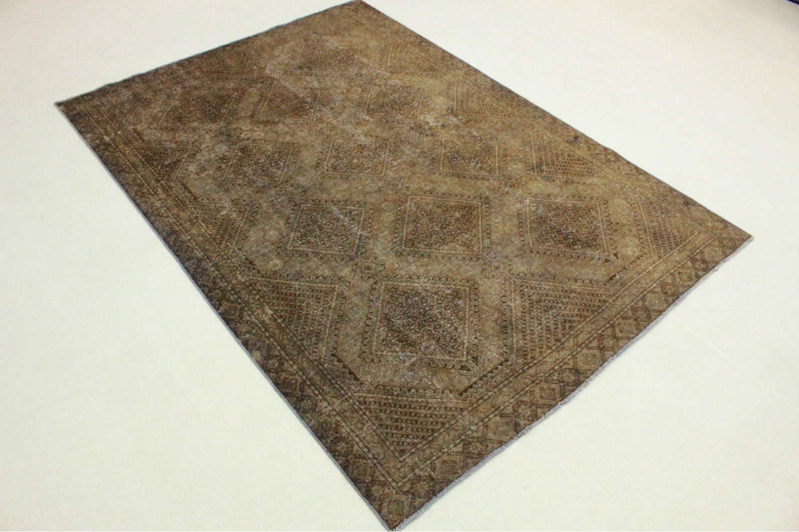 Vintage Teppich Schlamm in 270x190cm (2 / 4) Vintage Teppich Schlamm in 270x190cm (2 / 4)