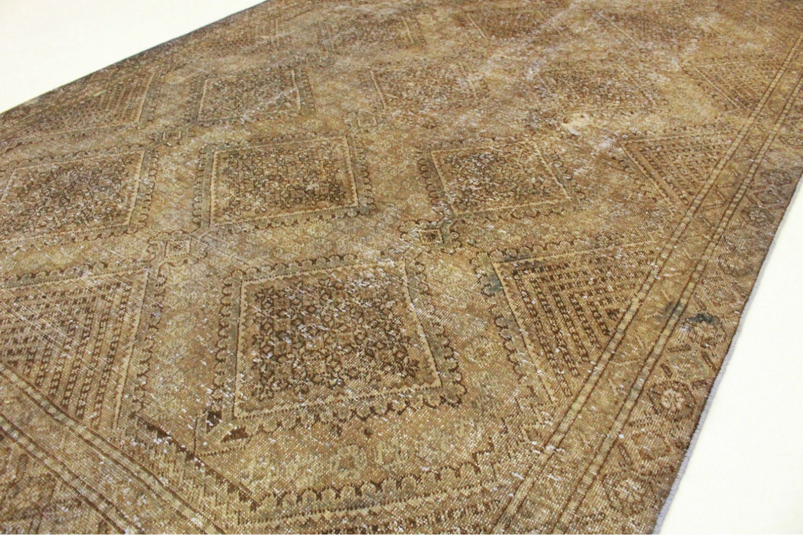 Vintage Teppich Schlamm in 270x190cm (4 / 4) Vintage Teppich Schlamm in 270x190cm (4 / 4)