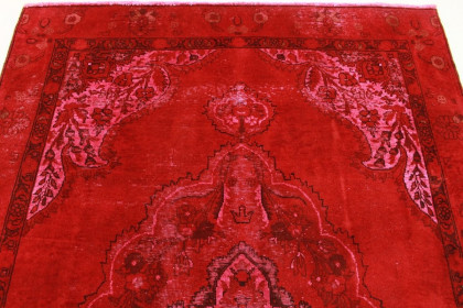 Vintage Rug Red in 280x190cm (7 / 7) Vintage Rug Red in 280x190cm (7 / 7)