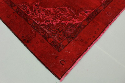 Vintage Rug Red in 280x190cm (6 / 7) Vintage Rug Red in 280x190cm (6 / 7)