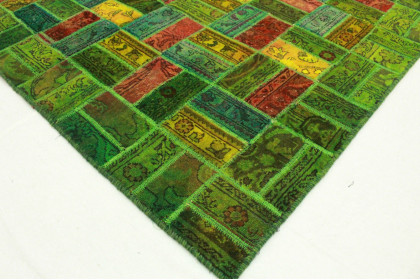Patchwork Rug Green Red Yellow in 250x160cm (4 / 5)