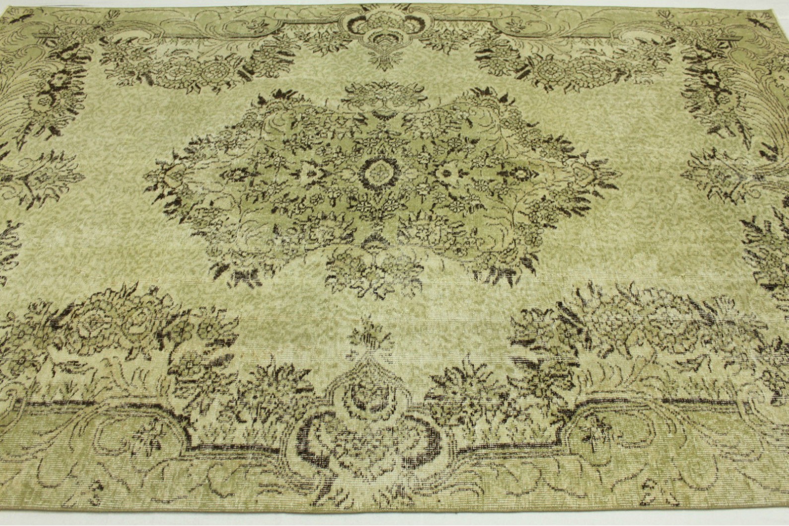 Vintage Teppich Grau in 300x200cm (3 / 3) Vintage Teppich Grau in 300x200cm (3 / 3)