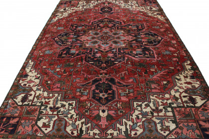 Traditional Vintage Rug Azerbajan in 330x220 (5 / 5)