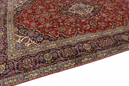 Traditional Vintage Rug Kashan in 380x260 (6 / 7)