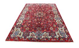 Traditional Vintage Rug Sarough in 330x220