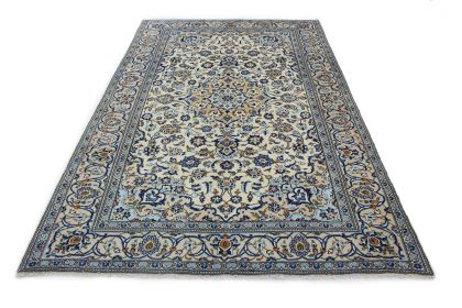 Klassischer Teppich Kashan in 310x190 (1 / 7)