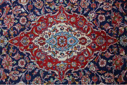 Klassischer Teppich Kashan in 410x300 (5 / 7)