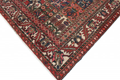 Traditional Vintage Rug Bakhtiari in 290x200 (5 / 5)