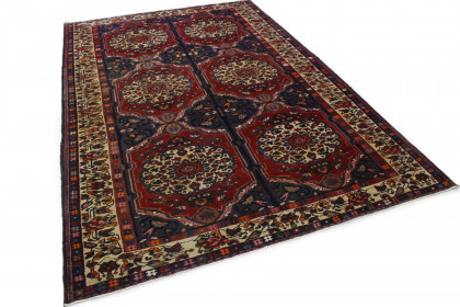 Traditional Vintage Rug Bakhtiari in 320x220 (3 / 6)