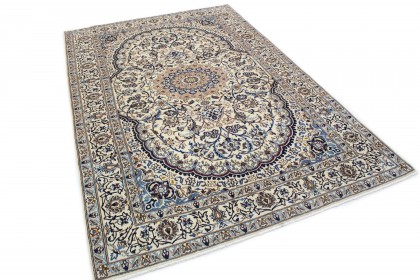 Traditional Vintage Rug Nain in 310x200 (3 / 8)