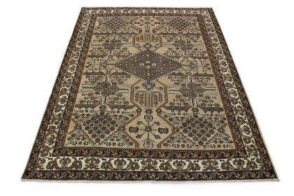 Traditional Rug Mashad in 290x210