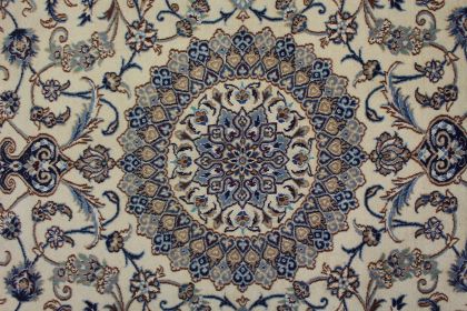 Klassischer Teppich Nain in 300x200 (4 / 6)