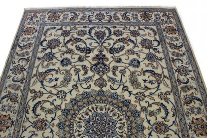 Klassischer Teppich Nain in 300x200 (5 / 6)