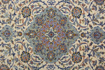 Klassischer Teppich Kashan in 410x320 (3 / 8)