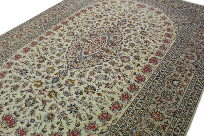 Klassischer Teppich Kashan in 360x240 (3 / 9)