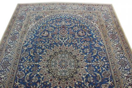 Traditional Rug Nain in 350x250 (2 / 8)