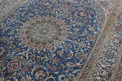 Traditional Rug Nain in 350x250 (4 / 8)