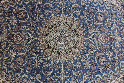 Traditional Rug Nain in 350x250 (5 / 8)