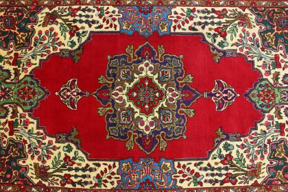 Klassischer Teppich Tabriz in 310x200 (9 / 9)