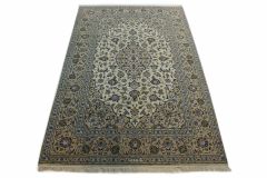 Klassischer Teppich Kashan in 300x200