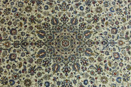 Klassischer Teppich Kashan in 350x250 (7 / 9)